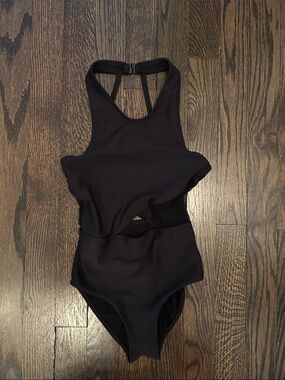 FIVE Dancewear Black Leotard Youth Medium